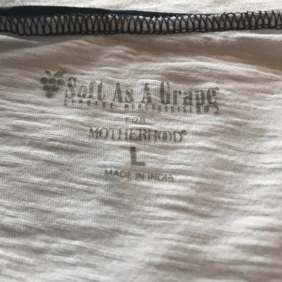 Motherhood MN Twins baseball tee. Size L. - Picture 3 of 3